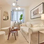 Classy 2bd-4p - Eiffel Tower Apartment