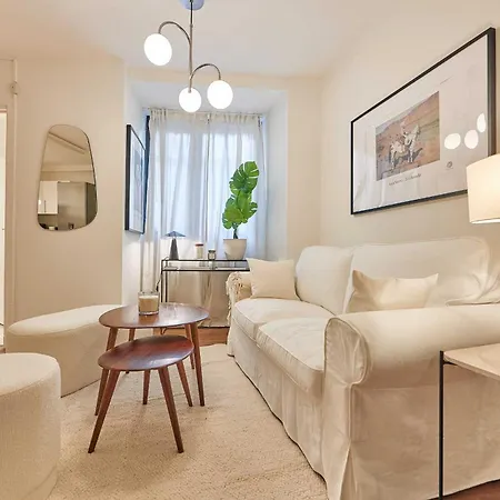 Classy 2bd-4p - Eiffel Tower Apartmán